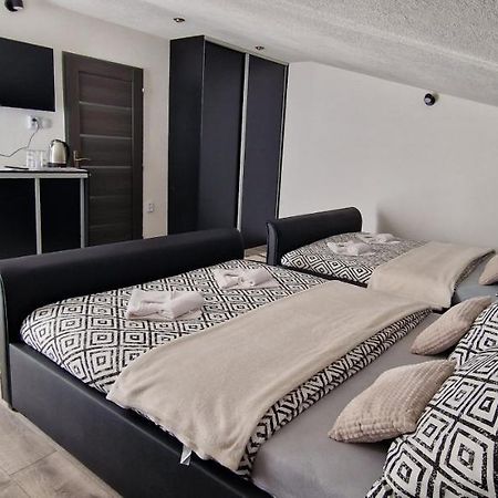 Privat Alenka Lejlighed Važec Eksteriør billede